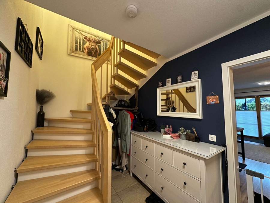 Flur mit Treppe