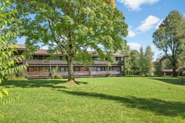 Hideaway auf 42 m² – neu saniertes Appartement im Ferienpark, 83313 Siegsdorf, Hochparterre