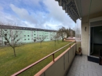 Blick vom Balkon - Charmante 3‑Zimmer‑Wohnung mit Balkon, Garage & Fernwärme – ca. 67 m² Wohnfläche