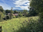 Ausblick - Ruhig gelegenes Baugrundstück – Mit Hanglage in Siegsdorf