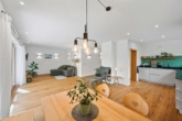 Küche Wohnen EG - Zweifamilienhaus in traumhafter Lage – Wohnen & Vermieten mit Stil und viel Liebe zum Detail