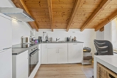 DG Küche - Großzügige Wohnung im 1.-OG mit ausgebautem DG – Balkon, Keller, Garage & Stellplatz