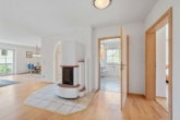 Wonbereich mit Kamin - RESERVIERT „Ihr neues Zuhause in Inzell – Stilvoll, barrierefrei & voller Lebensqualität“