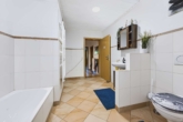 Badezimmer EG